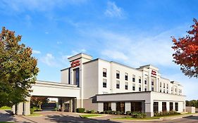 Hampton Inn & Suites West Haven